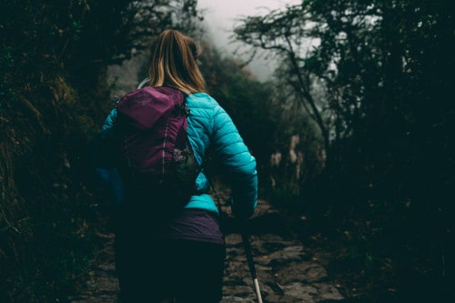 Najlepsze spodnie trekkingowe dla kobiet – 5 polecanych modeli